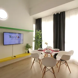 https://apartamentos-romero-luna.1costadelsol.com